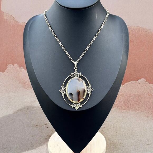 Vintage Dendritic Agate Cameo Pendant Necklace Gold Silver Art Nouveau Style - Picture 2 of 5